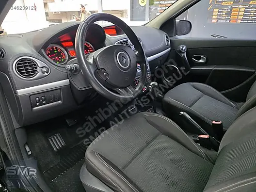 2011 Model Renault Clio 1.6 Executive 20. Yıl Otomatik - SMR Auto İstanbul