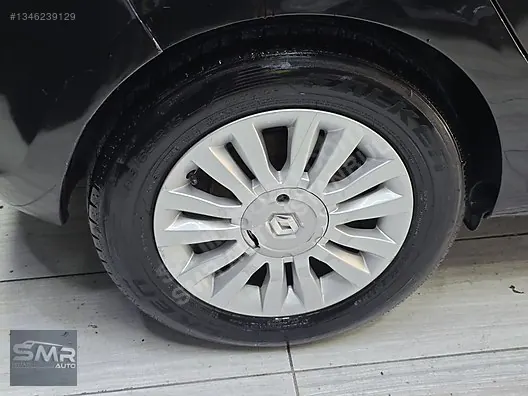 2011 Model Renault Clio 1.6 Executive 20. Yıl Otomatik - SMR Auto İstanbul