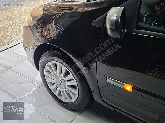 2011 Model Renault Clio 1.6 Executive 20. Yıl Otomatik - SMR Auto İstanbul